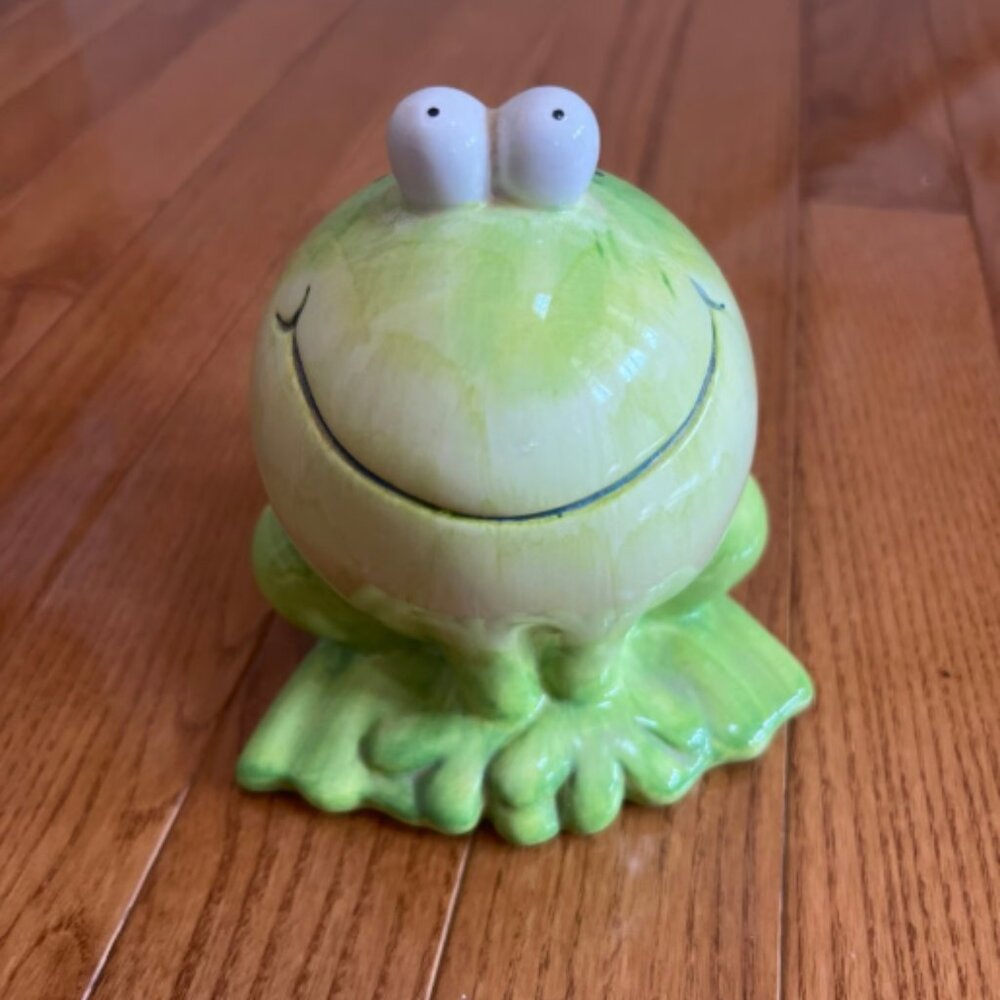 Vintage Frog Bank